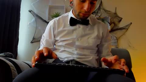 Snapshot of tayer_bennet chatting on 10.11.25 tayer_bennet online show from 10.11.25