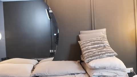 Teylor  Kim online show from 01.17.26