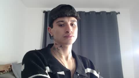 Snapshot of taylor_024 chatting on 07.07.26 independent model online show from 07.07.26
