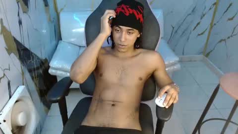 Snapshot of taylor_bigdick18 chatting on 03.17.26 Taylor online show from 03.17.26