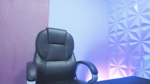 Taylor online show from 01.13.26