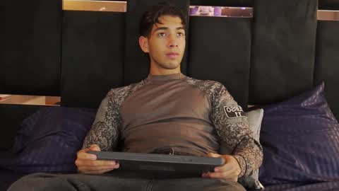 taylorsmiths_ online show from 12.16.25