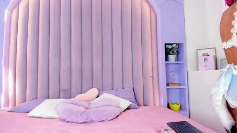 TAYLOR  online show from 09.09.25