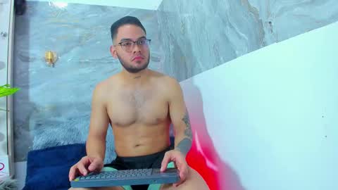 TAYLOR AND TAYLER online show from 01.15.26