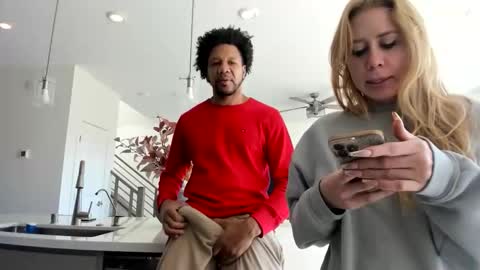 Taylor Rae online show from 01.08.26