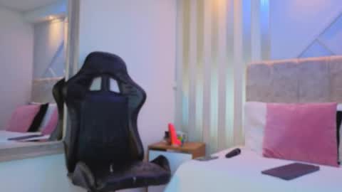 tayra online show from 02.13.26