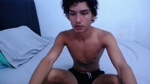 Tayron online show from 02.17.25