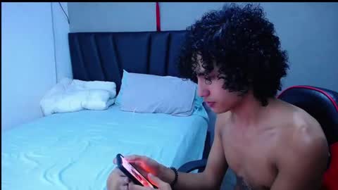 Tayron online show from 10.27.25