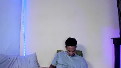 Snapshot of taysonysasha chatting on 06.30.26 ask for cum online show from 06.30.26