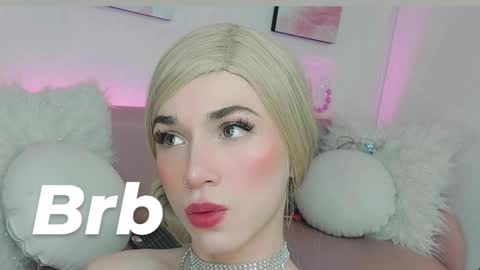 Snapshot of tayzon_foxxx chatting on 03.11.25 Sofia online show from 03.11.25