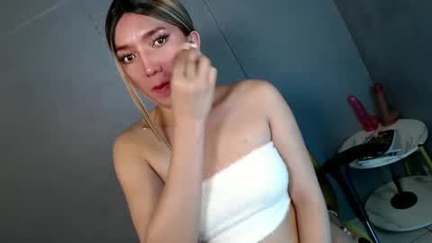 ellaine online show from 02.03.25