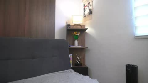 Leo and Luna online show from 04.11.26