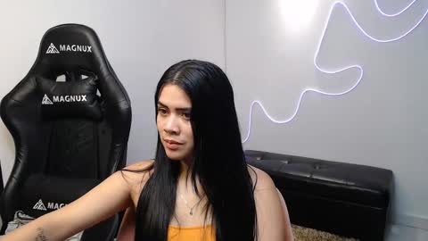 Snapshot of team_dinamite69 chatting on 12.30.24 DYNAMITE DUO69 online show from 12.30.24