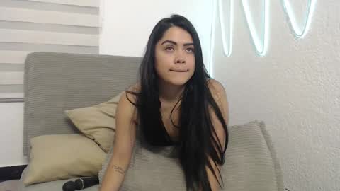 Snapshot of team_dinamite69 chatting on 09.17.25 DYNAMITE DUO69 online show from 09.17.25