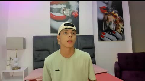 Team Twinks online show from 10.26.25