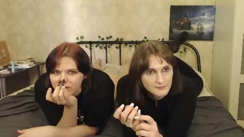 Snapshot of tearjuly chatting on 07.15.26 July online show from 07.15.26