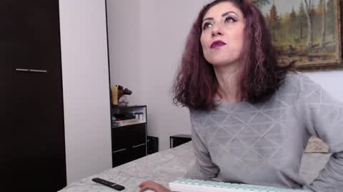 Snapshot of teasexpert4444 chatting on 01.16.25 ALICIA--- online show from 01.16.25