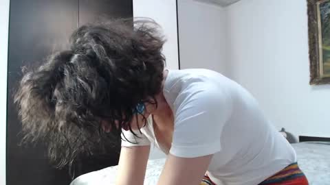 Snapshot of teasexpert4444 chatting on 02.10.25 ALICIA--- online show from 02.10.25