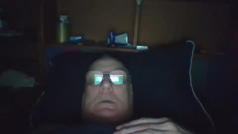 Snapshot of tebb61 chatting on 11.09.25 Mark online show from 11.09.25