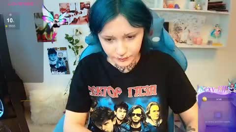 Snapshot of technical_face_powder_error chatting on 04.15.26 technical_face_powder_error online show from 04.15.26