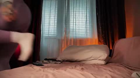 Mary     X TechnoElfff  INST    fansly kissmary online show from 02.02.26