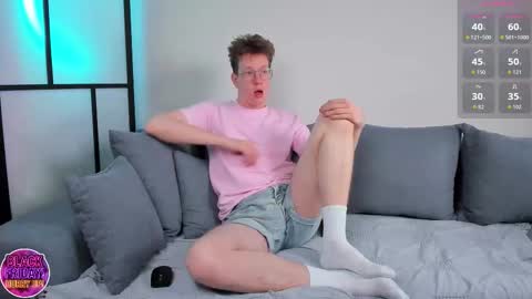 Snapshot of teddy_parker chatting on 11.26.25 Teddy online show from 11.26.25