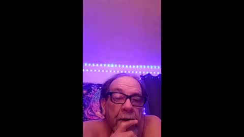 Snapshot of tedestep2 chatting on 04.21.26 tedestep2 online show from 04.21.26