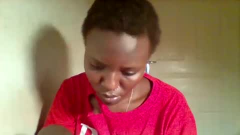 Snapshot of tee_kaicy chatting on 12.29.24 kaicy online show from 12.29.24