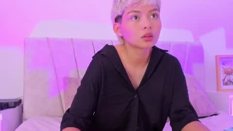 Snapshot of tefi_meow_ chatting on 07.23.26 Estefani online show from 07.23.26