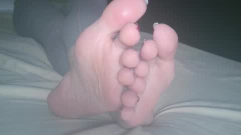 Viv West online show from 02.03.25