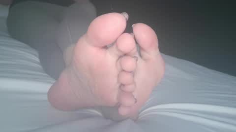 Viv West online show from 02.19.25