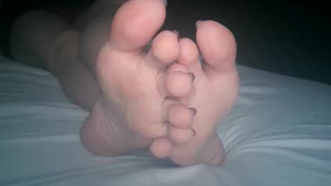 Viv West online show from 11.19.25