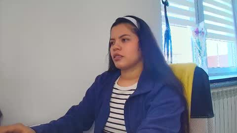 Snapshot of tell_me_goddess chatting on 04.22.26 Amazing SALOME online show from 04.22.26