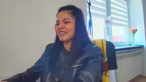 Snapshot of tell_me_goddess chatting on 04.24.26 Amazing SALOME online show from 04.24.26