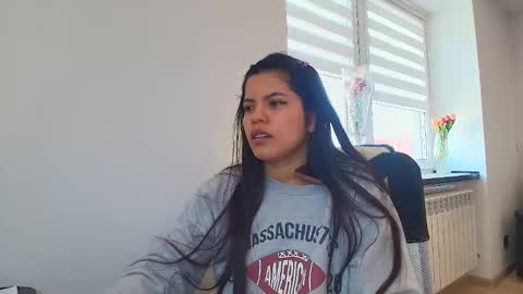 Snapshot of tell_me_goddess chatting on 04.28.26 Amazing SALOME online show from 04.28.26