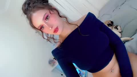 EVA GLASSCOTT online show from 09.08.25