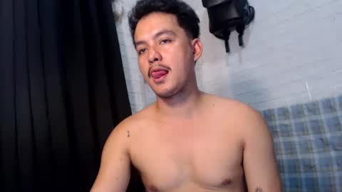 tempting_jon online show from 11.20.25