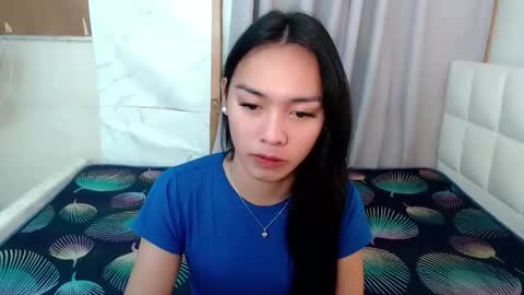 YOGIRL MAXINE online show from 04.28.26
