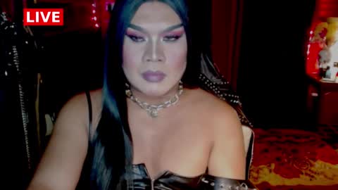 Snapshot of temptress_cocoxxx chatting on 03.06.25 Mistress Coco online show from 03.06.25