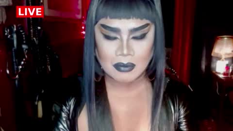 Snapshot of temptress_cocoxxx chatting on 11.05.25 Mistress Coco online show from 11.05.25