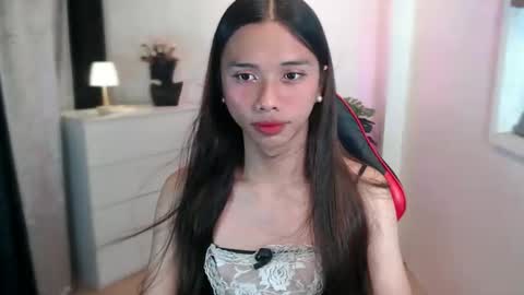 Snapshot of temptress_fai chatting on 11.18.25 temptress_fai online show from 11.18.25