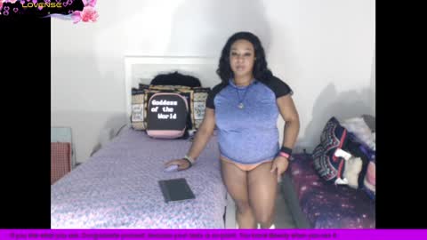 Snapshot of temptressbeauty24 chatting on 01.03.25 Gaia online show from 01.03.25