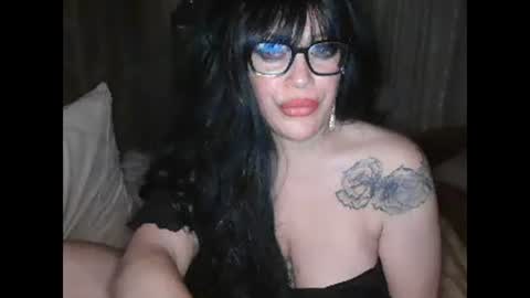Snapshot of temptresscrystalia chatting on 03.22.26 talia i m french girl online show from 03.22.26