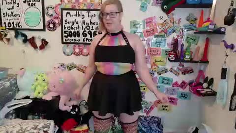 Snapshot of ten_tickle_pixie chatting on 06.26.26 Pixie and Tentacle Overlord online show from 06.26.26