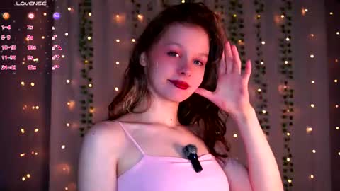 Snapshot of tender__beauty chatting on 07.17.26 Hey Im Aneta online show from 07.17.26