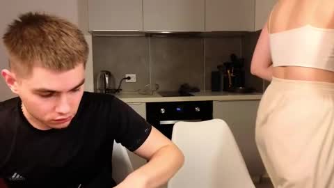 Snapshot of tenderlovesss chatting on 01.28.25 Amanda and Kenny online show from 01.28.25