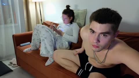 Snapshot of tenderlovesss chatting on 02.03.25 Amanda and Kenny online show from 02.03.25