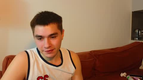 Snapshot of tenderlovesss chatting on 02.08.25 Amanda and Kenny online show from 02.08.25