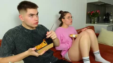 Snapshot of tenderlovesss chatting on 02.14.25 Amanda and Kenny online show from 02.14.25