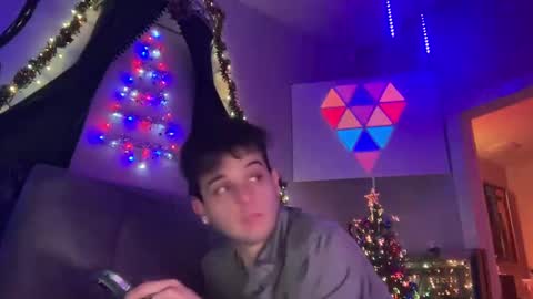 Snapshot of tenger89 chatting on 12.26.24 CTimoPa online show from 12.26.24